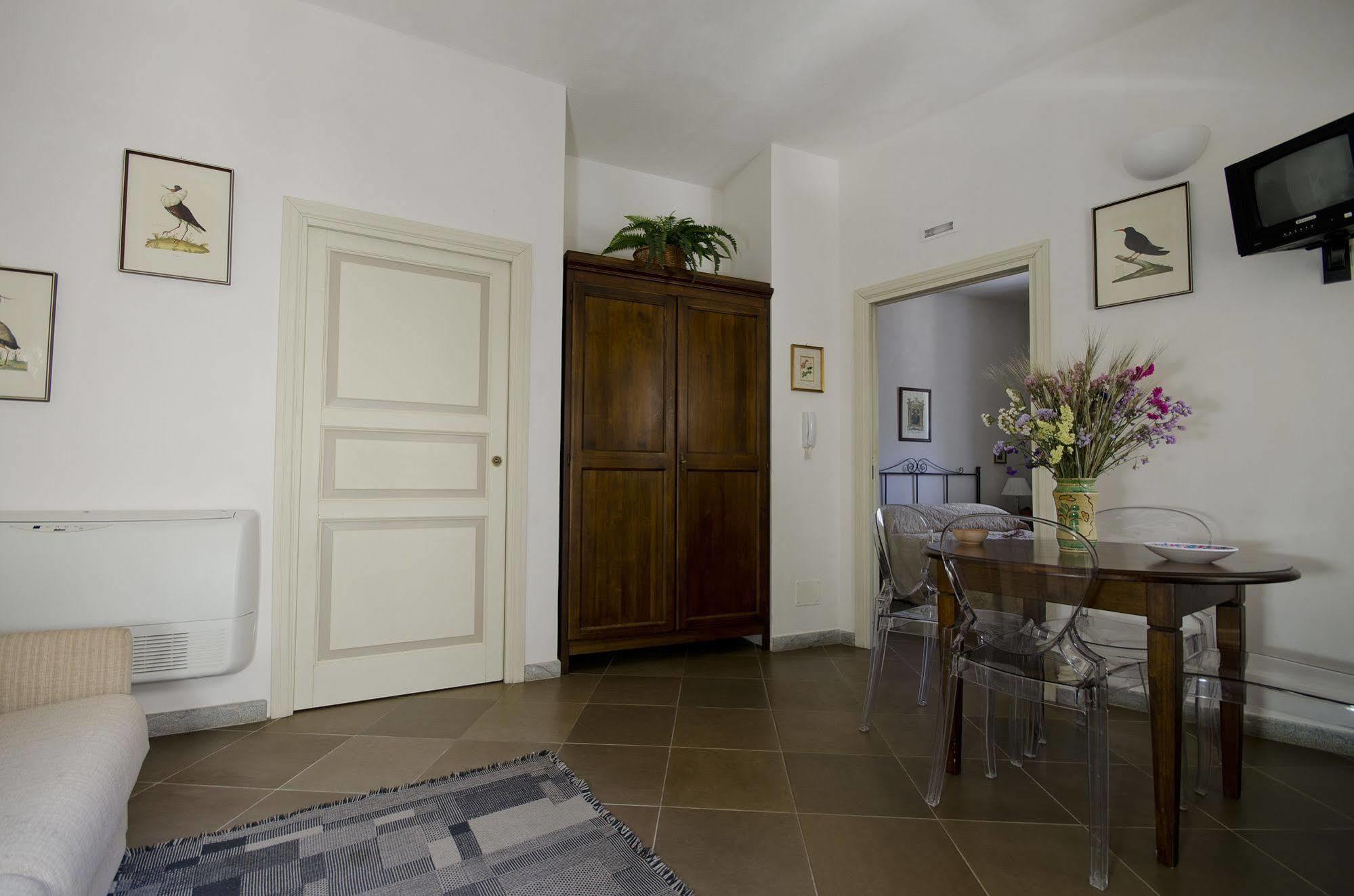 Pietre Antiche&rooms 2* Erice