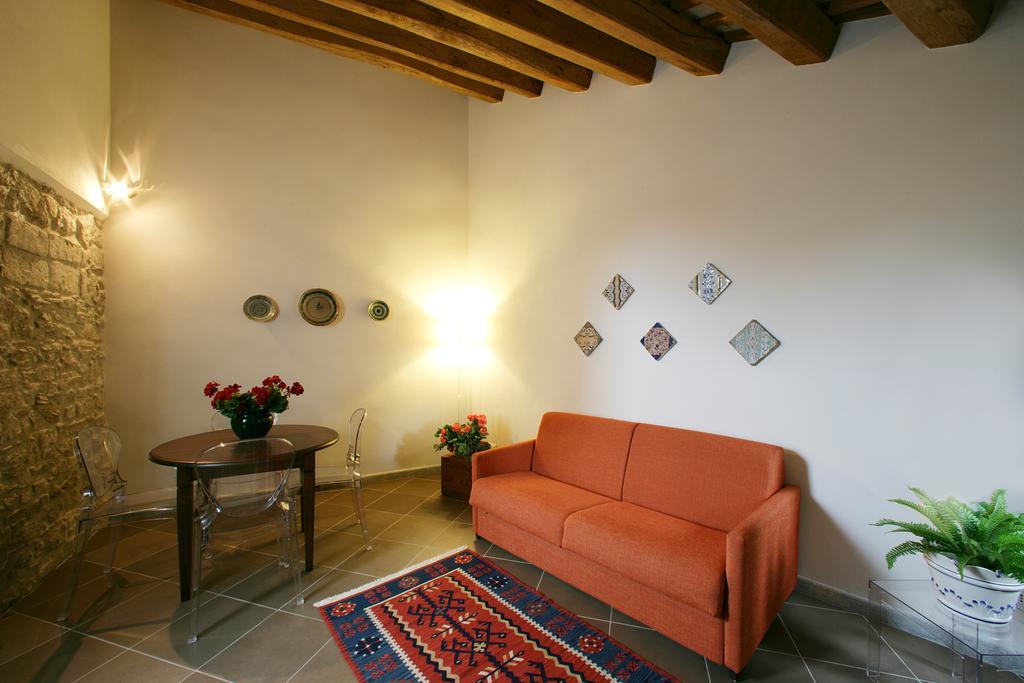 Pietre Antiche Aparthotel 2*