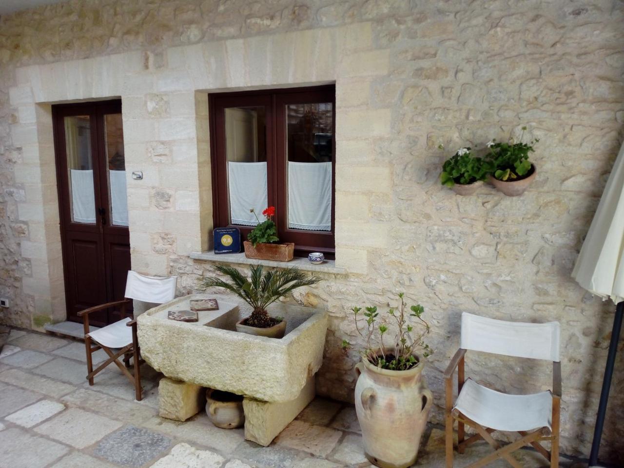 Pietre Antiche Aparthotel