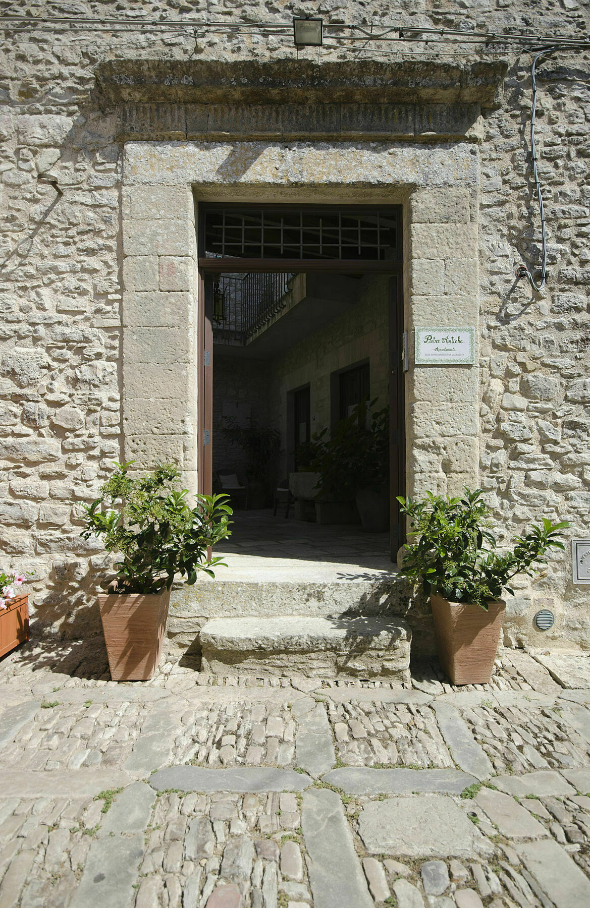 Pietre Antiche 2*